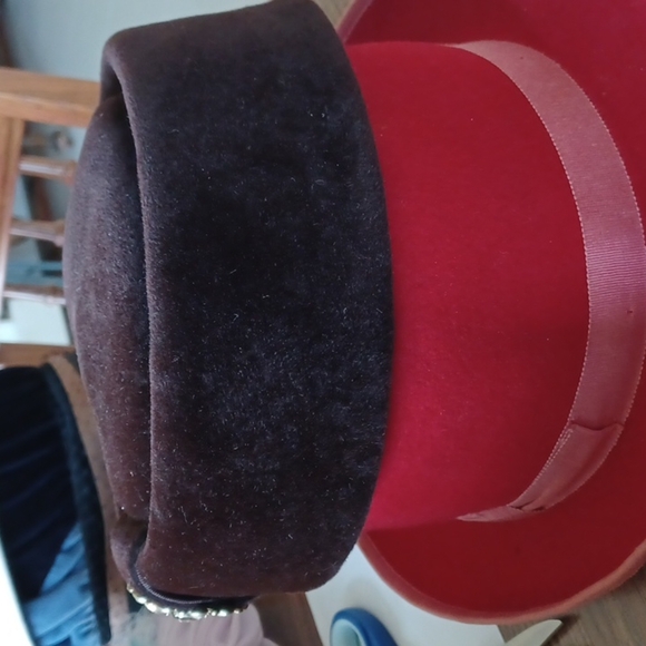 Vintage Brown Pill Box Hat, brown, velour, wool - Picture 4 of 6